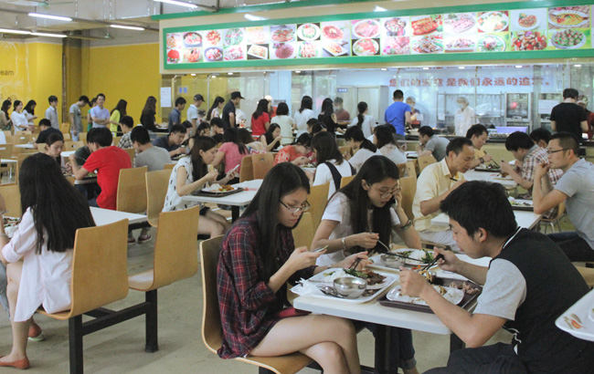 感恩回饋美食節,美食在食堂，好吃在金筷子